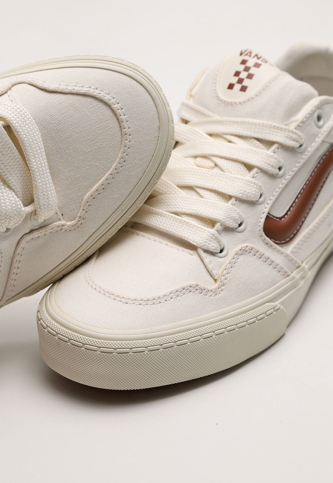 Tênis Vans - Caldrone - Off White