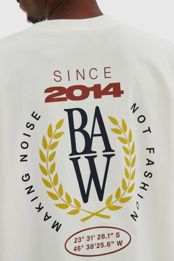Camiseta BAW - Oversized  Classy - Off White
