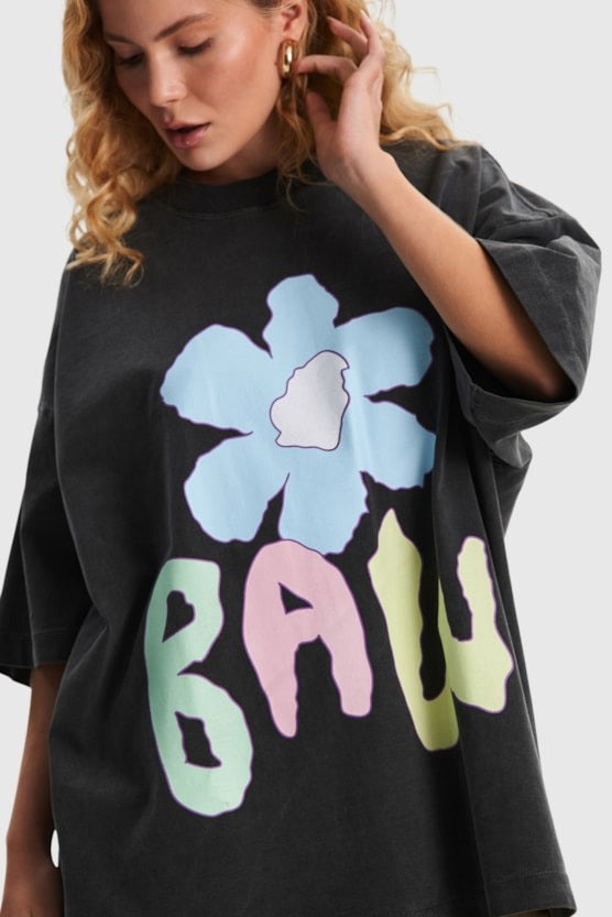 Camiseta BAW - Oversized Sunflowers - Preto Stoned