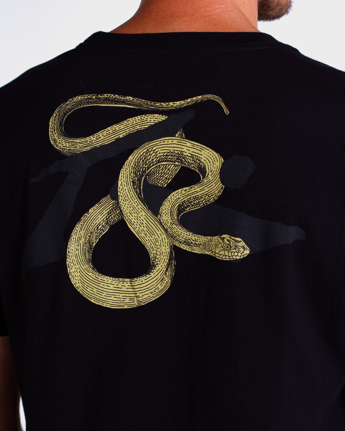 Camiseta Rusty - Snake - Preto