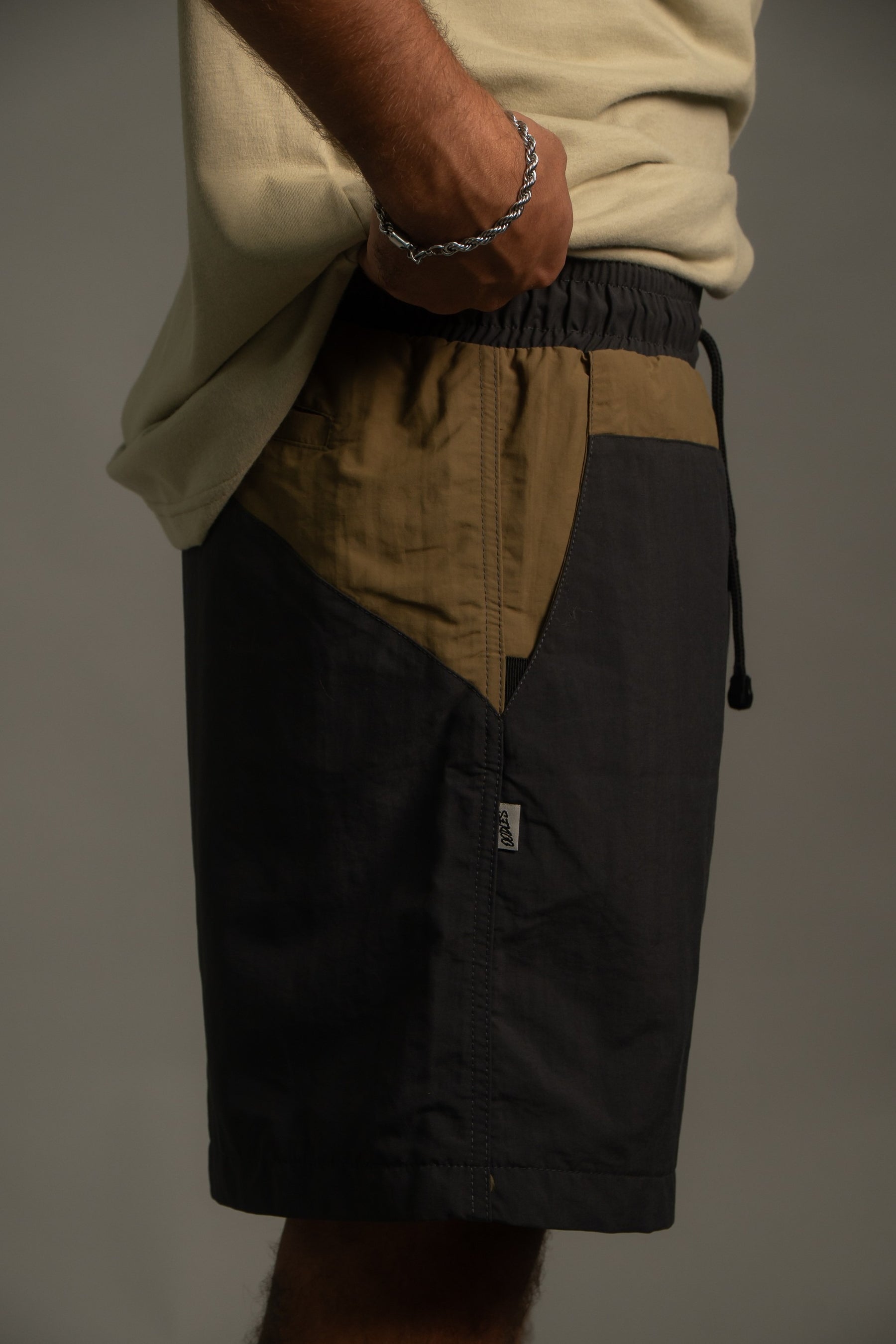 Short  Oodles - Area - Cinza