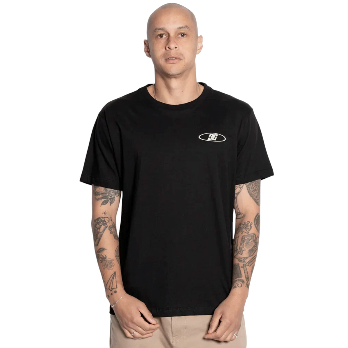 Camiseta DC Shoes - Boxed in - Preto
