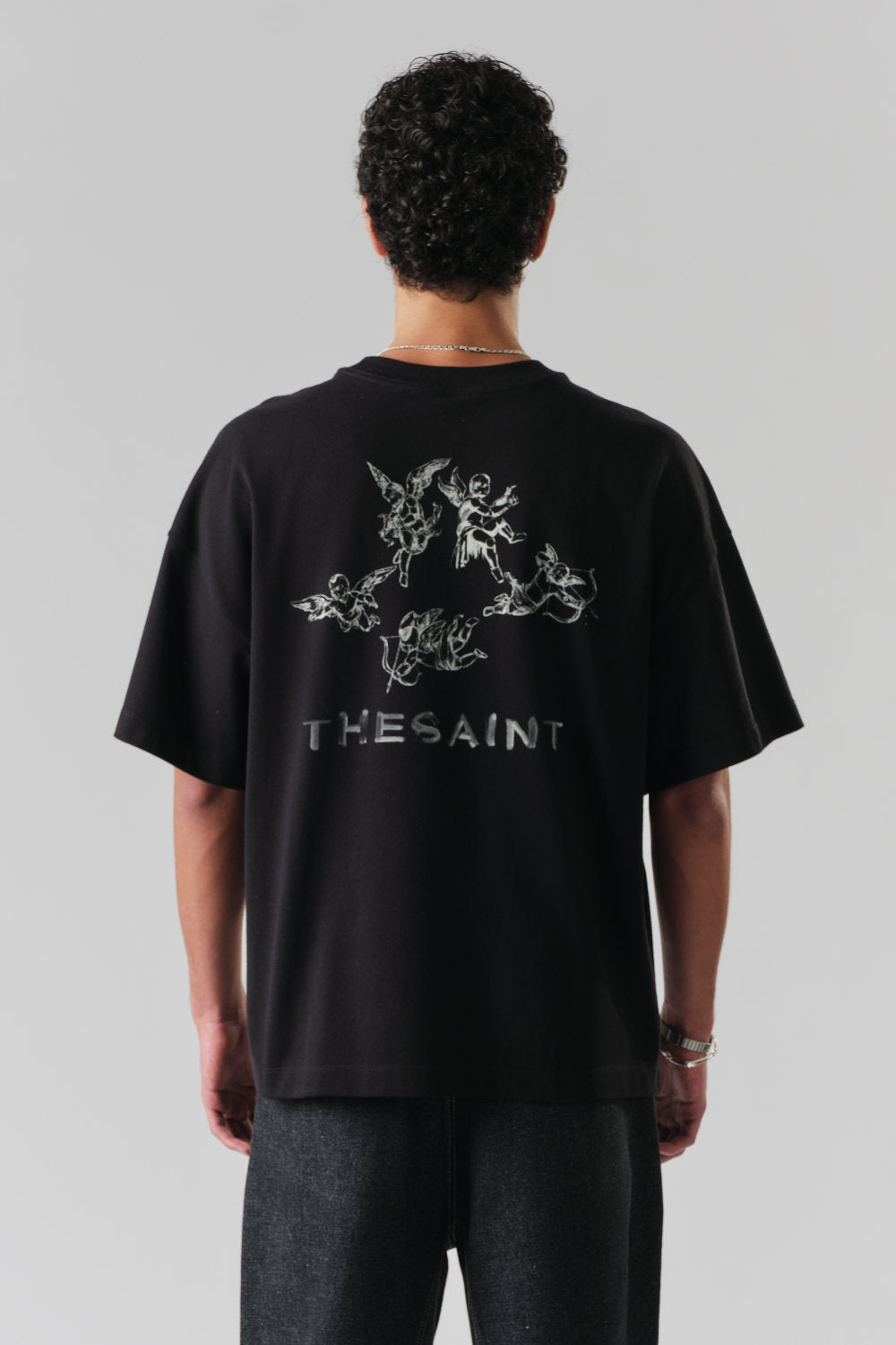 Camiseta The Saint - Wide Boxy Robot Angels - Black