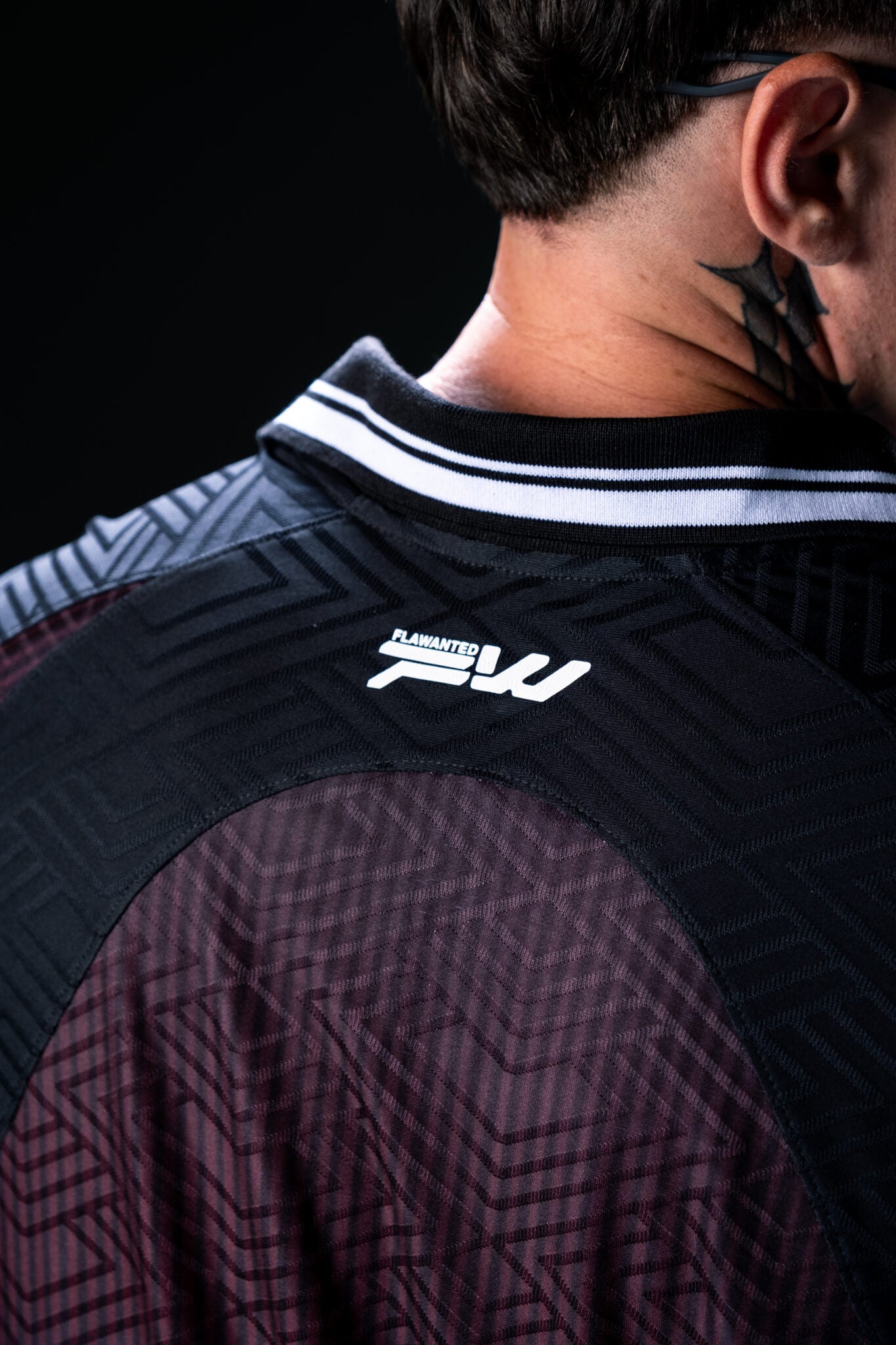 Camiseta Polo Wanted - Redblack Club