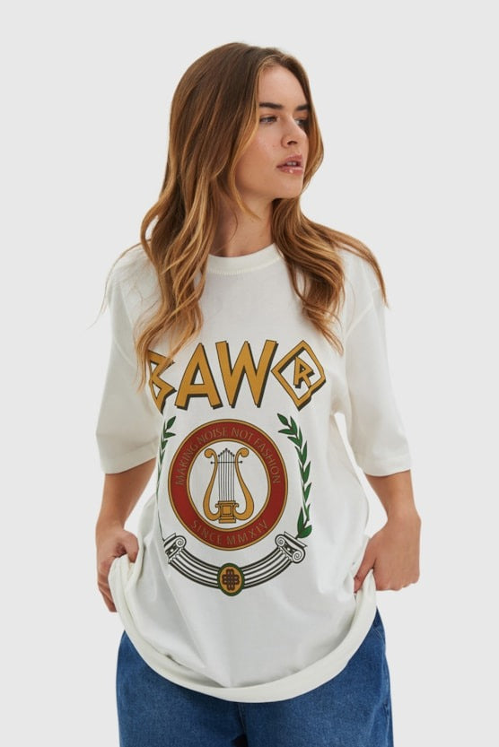 Camiseta BAW - Regular Pantheon - Off White