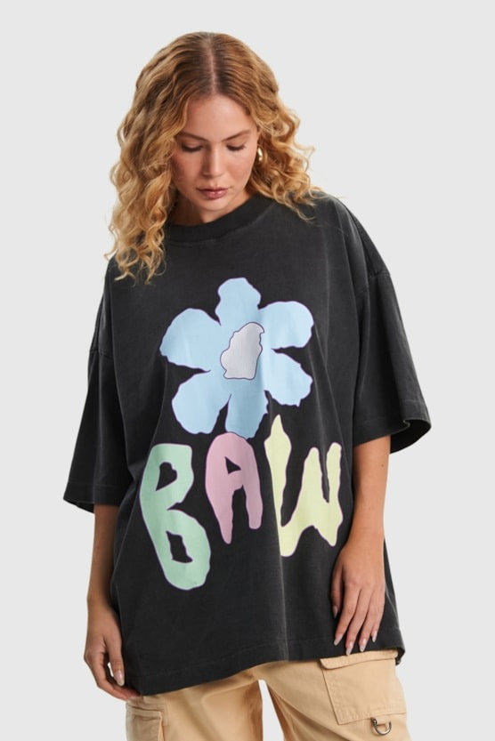Camiseta BAW - Oversized Sunflowers - Preto Stoned