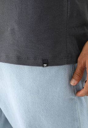 Camiseta DC Shoes - Brewski - Cinza Escuro
