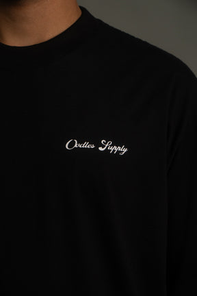 Camiseta Oodles - Middle Ages - Preto