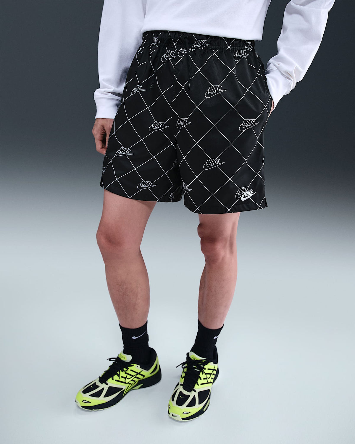 Short Nike - Club Nike Flow - Preto