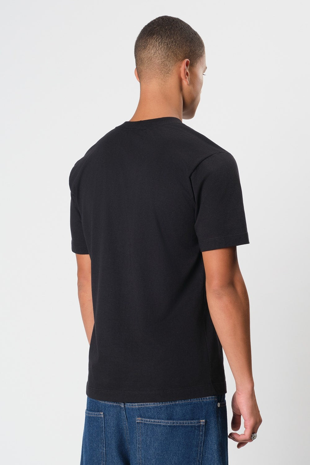Camiseta The Saint - Comfort Hole - Black
