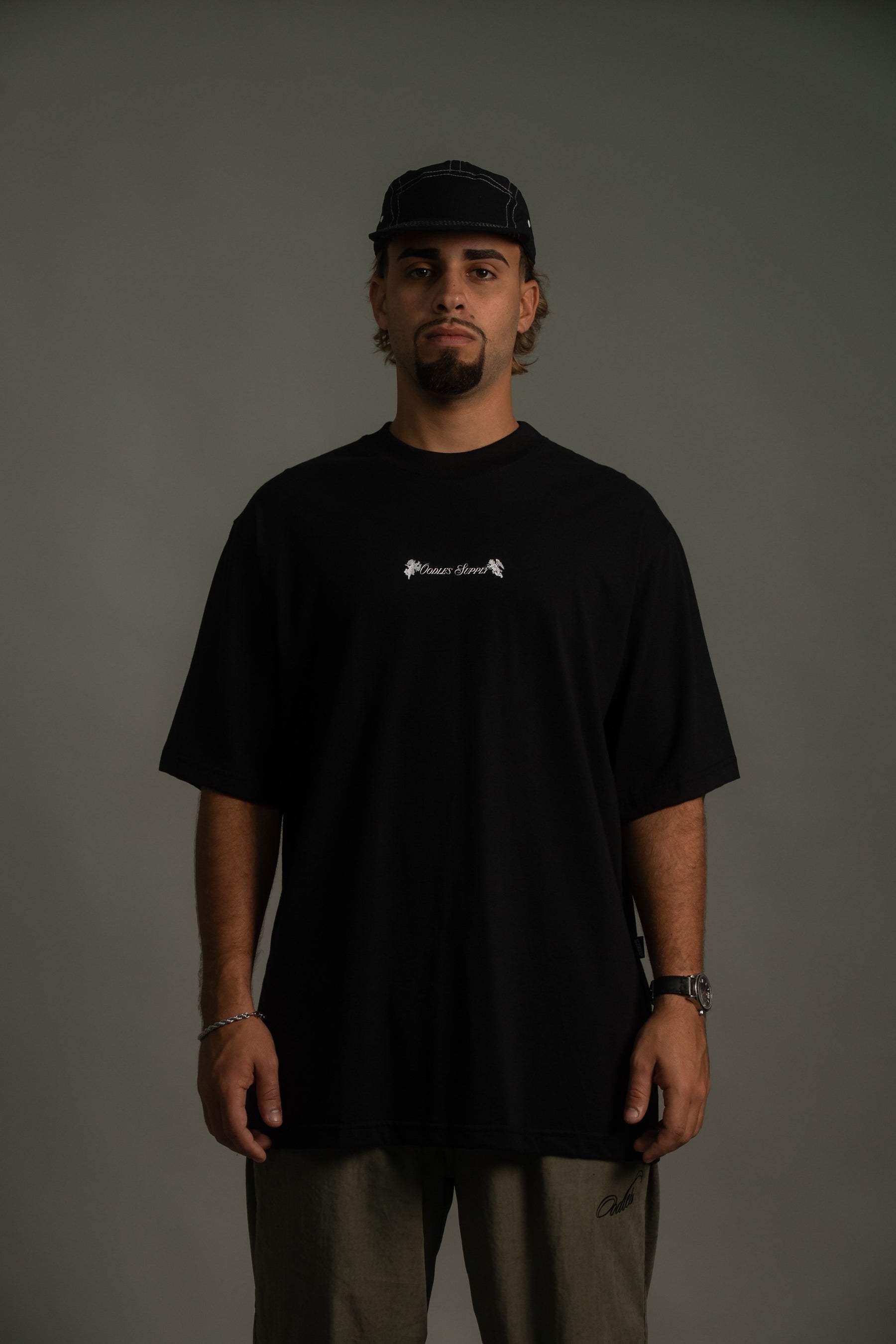 Camiseta Oodles - Guardian Angel -  Preto