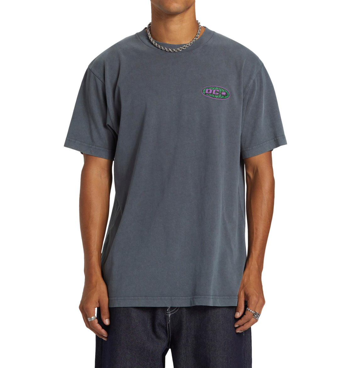 Camiseta DC Shoes - Billboard - Cinza Escuro