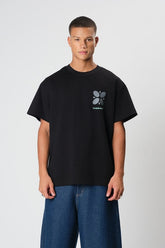 Camiseta The Saint - Boxy Flower Effect - Black