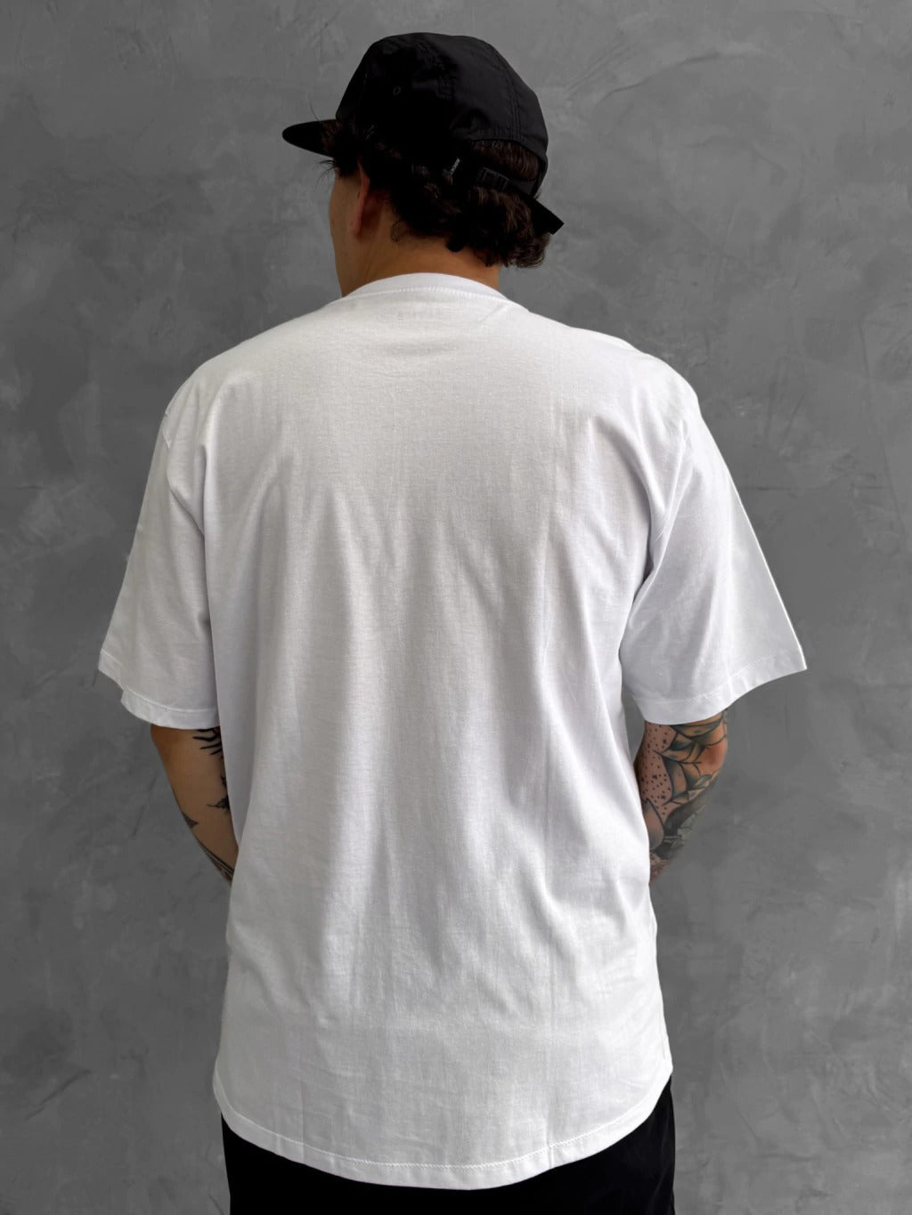 Camiseta BAW - GOTH - White